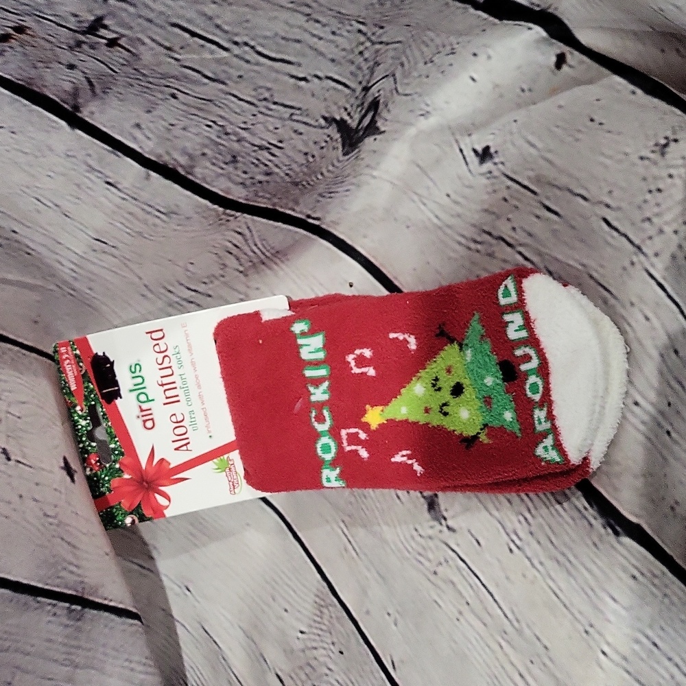 Air Plus aloe infused ultra comfort socks 5-11 NWT